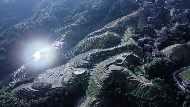 Guilin Longji Scenic Area + Huangluo Yao Village One-Day Tour - Why Longji is worth the early start
