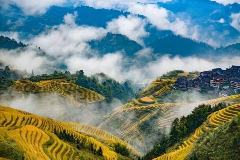 Guilin Longji Terraces & Huangluo Yao Village Day Tour - Huangluo Yao Village and its long-hair tradition