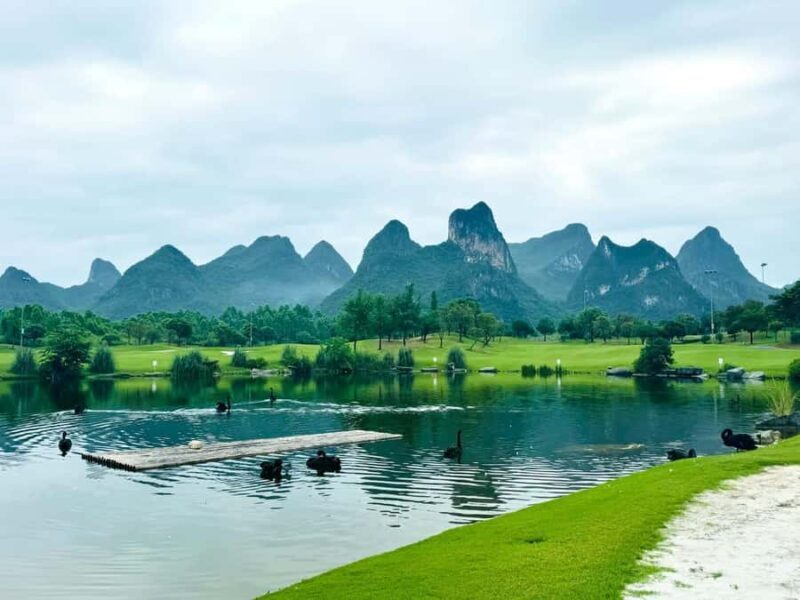 Guilin: Unique Landscapes & Historical Sites Private Tour - Iconic Landmark: Elephant Trunk Hill