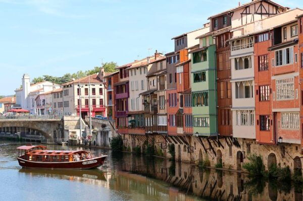 Guillaume, Your Private Local Guide in Castres - What to Expect During the Tour