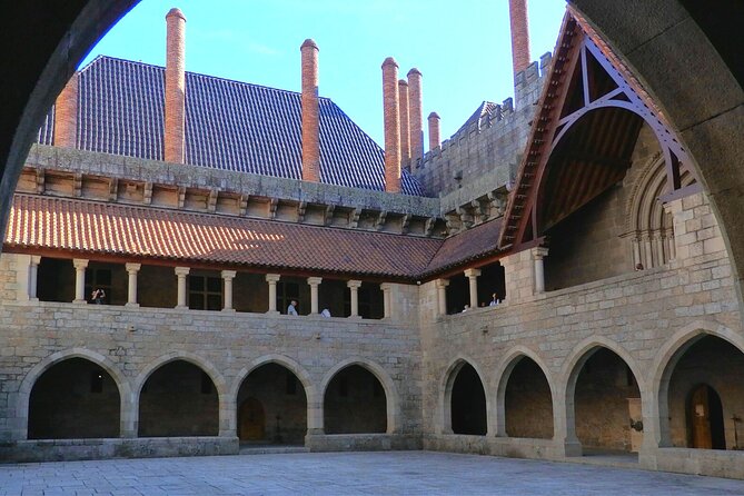 Guimarães and Braga Small Group Tour With Lunch and Entries From Porto - Traveler Tips