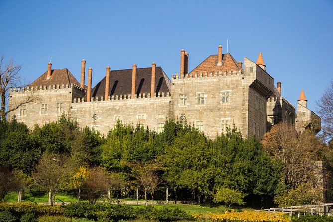 Guimarães and Braga Small Group Tour With Lunch and Entries From Porto - Reviews and Ratings