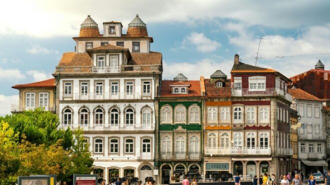Guimarães Historical Tour: The Cradle of the Nation - Exploring Igreja De Nossa Senhora Da Oliveira