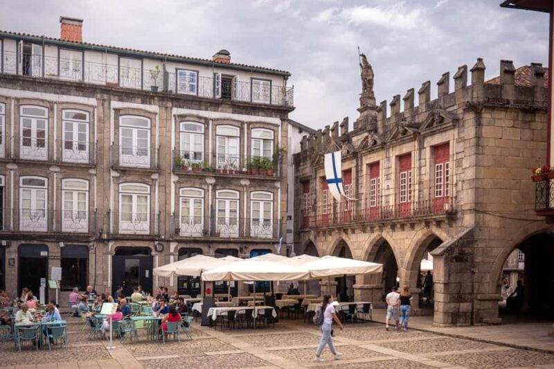 Guimarães: Private Flexible Walking Tour in Historic Center - Good To Know