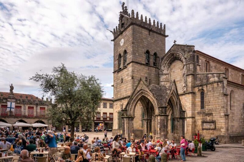 Guimarães: Private Flexible Walking Tour in Historic Center - FAQ