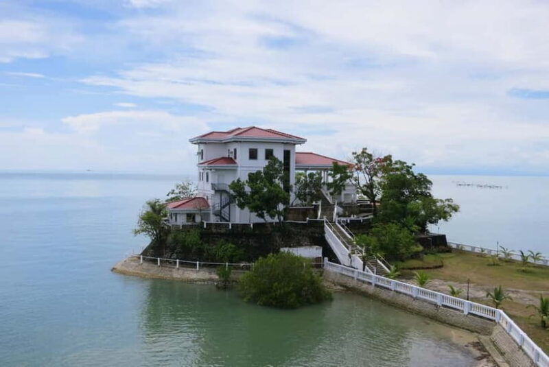 Guimaras: Private Land Tour with Lunch and Transfers - Transport, Pricing, and Practical Details