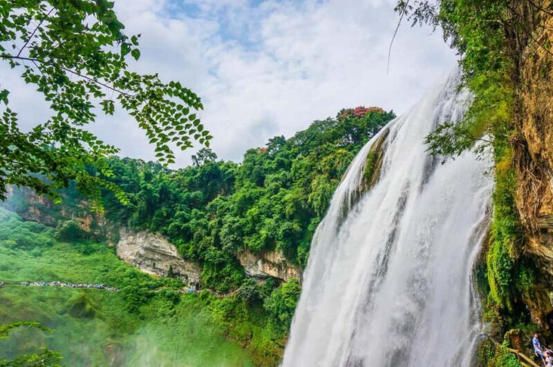 Guiyang 2-Day TourHuangguoshu Falls & Dragon Palace Cave - Who Would Benefit Most from This Tour?