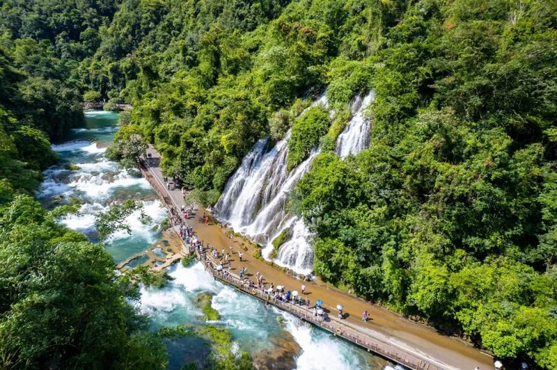 Guiyang Libo Xiaoqikong One-Day Bus Tour - The Guiyang round trip and group experience