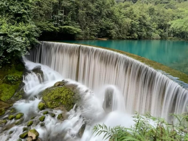 Guiyang Libo Xiaoqikong One-Day Bus Tour - Who will enjoy this tour most?