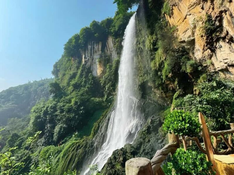 Guiyang: Maling River Gorge & Wanfenglin 2-Day Tour - Discover the Natural Wonders of Guizhou with the Maling River Gorge & Wanfenglin 2-Day Tour