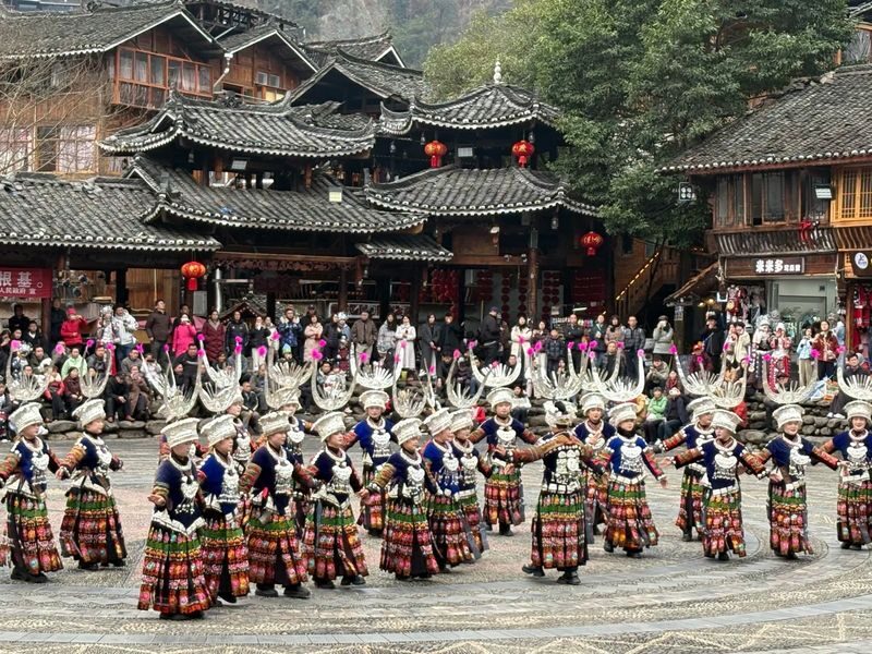 Guiyang Xiaoqikong Scenic Area & Xijiang Miao Village 2-Day Tour - Who this tour suits best