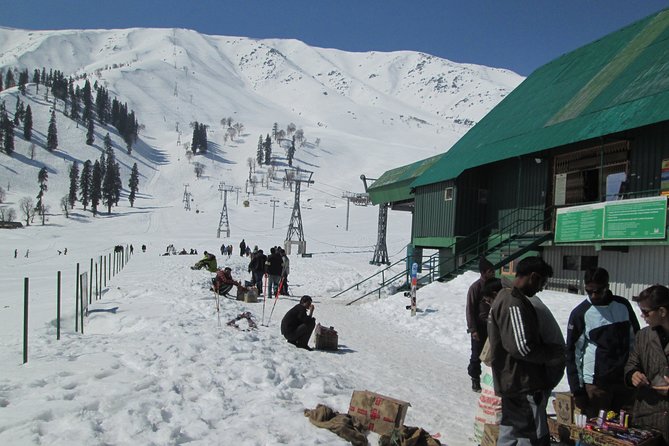 Gulmarg Adventure: a Thrilling Day Trip From Srinagar - Inclusive Tour Packages Available