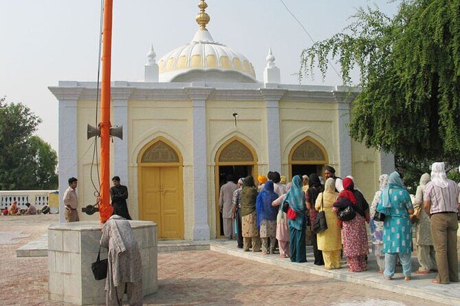 Gurdwara Sacha Sauda Nankana Sahib and Hiran Minar 1 Day Tour - Introduction