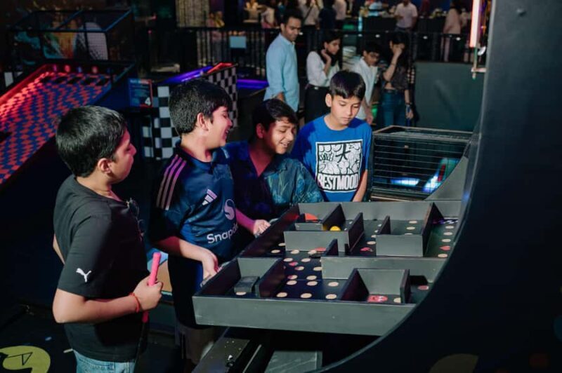 Gurgaon: Indoor Mini Golf Madness Ticket - The Experience: What You Can Expect