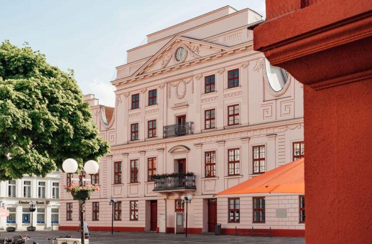 Güstrow: Night Watchman Tour by Lantern Light - Key Points