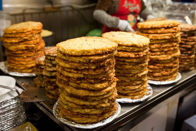 Gwangjang Market Food Tour and Unique Authentic Food Adventure - Food and Beverage Variety