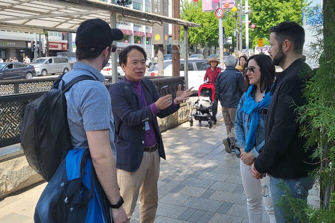 Gwangjang Market Netflix Food Walking Tour With Insadong - Insider Tips for Navigating the Tour