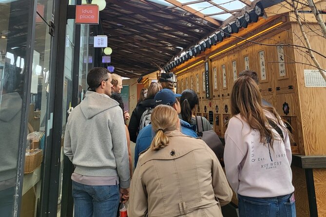 Gwangjang Market Netflix Food Walking Tour With Insadong - Common Questions