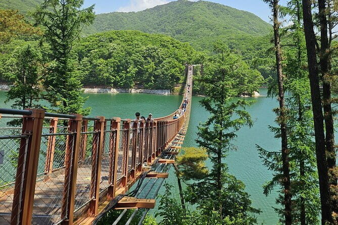 Gyeongbokgung Hanbok Photoshoot - What’s Not Included
