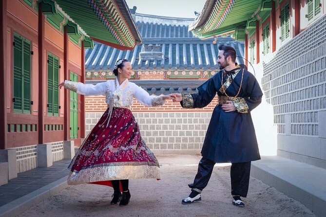 Gyeongbokgung Palace K-drama Hanbok Rental in Seoul - Directions