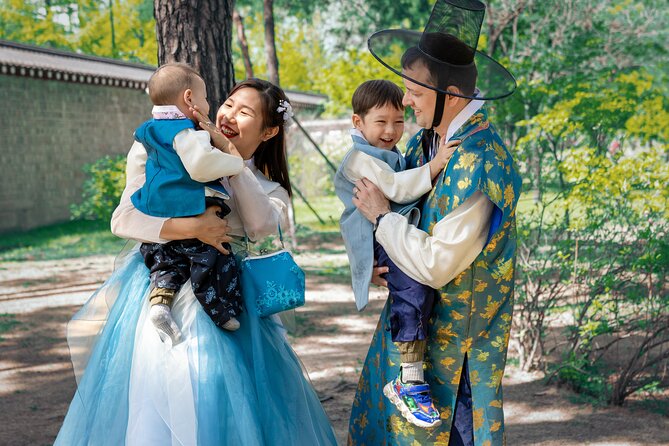 Gyeongbokgung Palace K-drama Hanbok Rental in Seoul - Contact Information