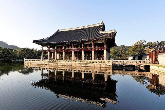 Gyeongbokgung Palace Web Guide and Room Escape Tour Ticket - An in-depth look at this experience