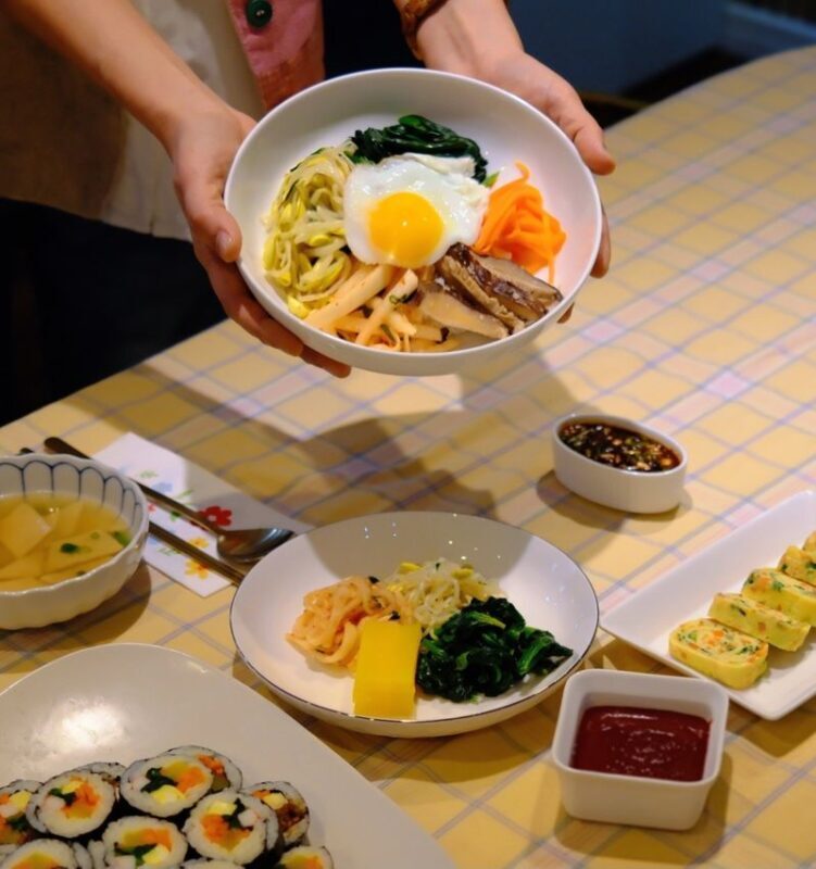 Gyeongju Bibimbap, Gimbap Cooking Class - Three Korean staples, one practical class