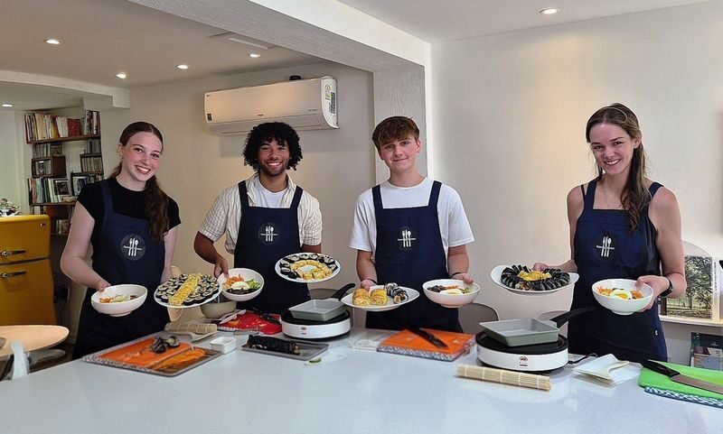 Gyeongju Bibimbap, Gimbap Cooking Class - Booking and timing tips