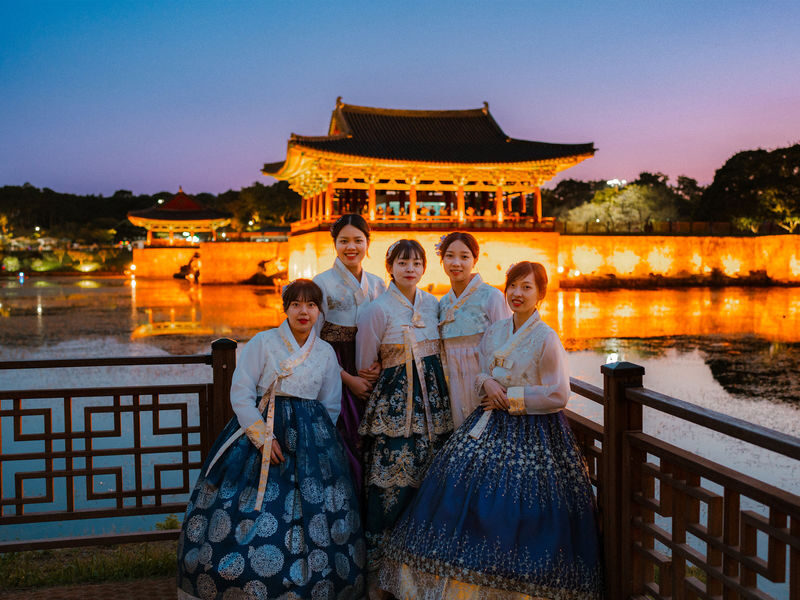 Gyeongju Full-Day Small Group Photo Tour with Photographer - A full day from Busan, with the camera taken care of
