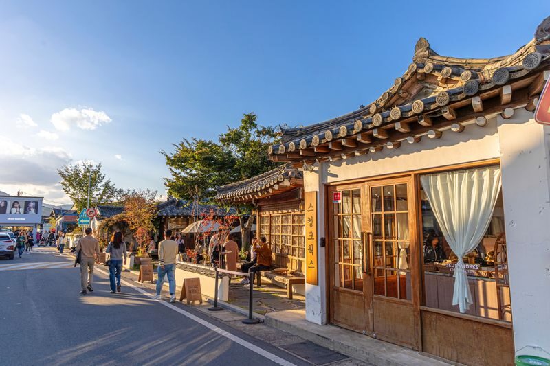 Gyeongju Full-Day UNESCO Sites Guided Tour - Who should book this Gyeongju day trip