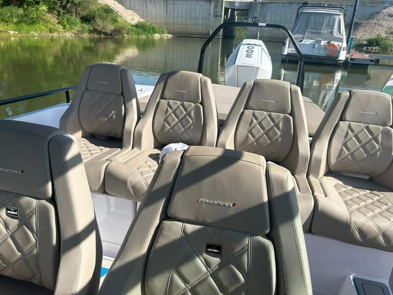 Gyr: Private Boat Tour to Visegrád with Danube Bend Views - Exploring the Itinerary and Highlights