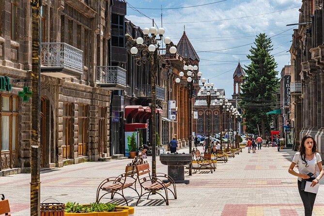Gyumri-The Capital of Humour - Humorous Traditions