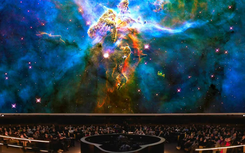H.R. MacMillan Space Centre Ticket - The planetarium show sets the pace