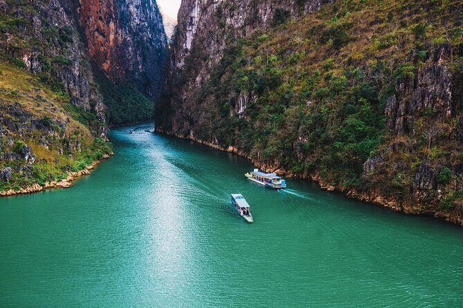 Ha Giang 4 day tour from Hanoi - The Journey Begins: From Hanoi to Ha Giang