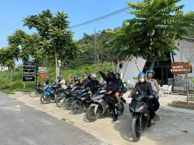 HA GIANG LOOP 2 DAYS 2 NIGHTS With Quiri Peninsula Hostel - Transportation Options