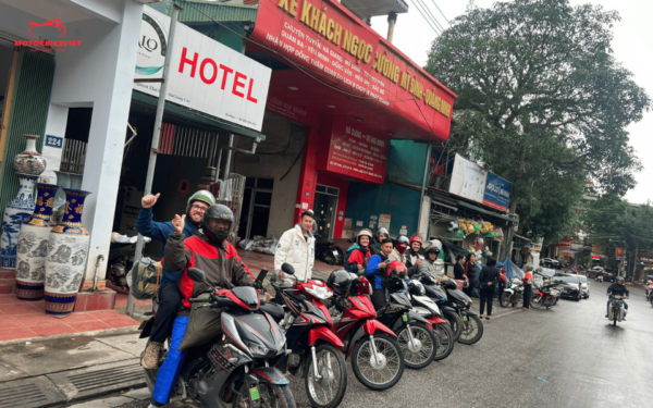 Ha Giang Tour 6 Days 5 Nights - Motorbike Tour - Meeting Point