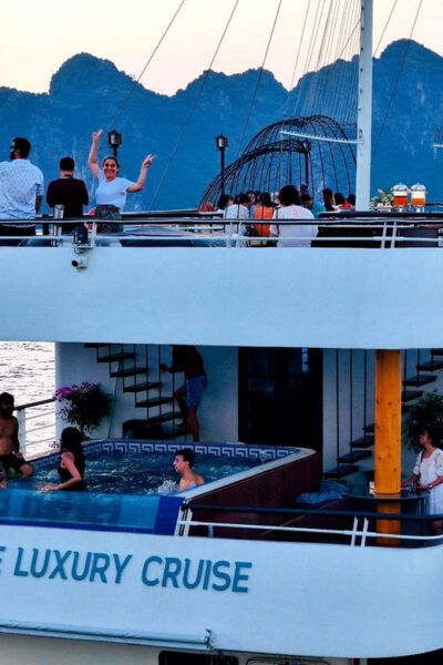 Ha Long 1 Day Luxury Trip With Heritage Cruise - Tips for a Great Experience
