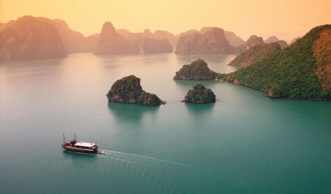 Ha Long Bay 1 Day Tour With 6 Hours on 3* Cruise - Tuan Chau Island Experience