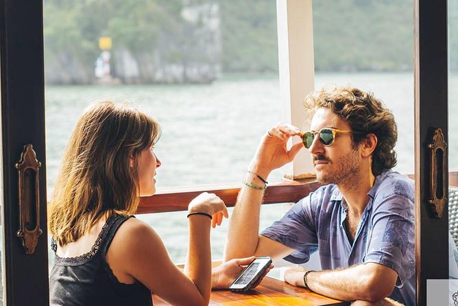 Ha Long Bay 2D1N on a 4-Star Cruise - Common Questions