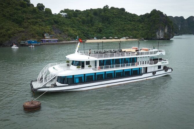 Ha Long Bay Day Cruise- Kayaking & Jacuzzi Pool & Lunch - FAQs