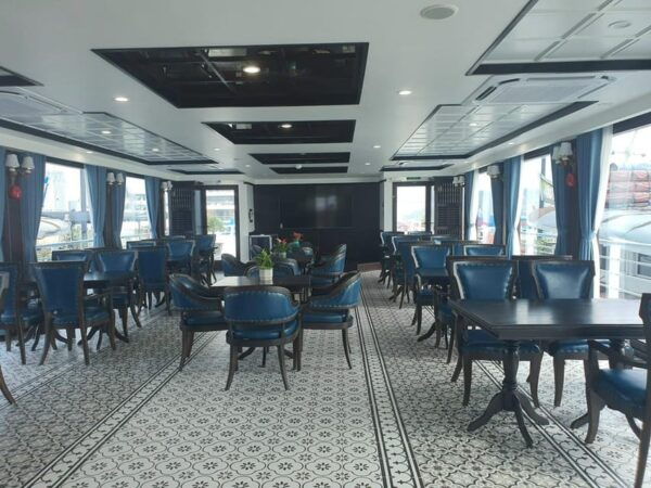 Ha Long Bay Day Cruise With Pick up and Drop off - Tips for a Great Experience