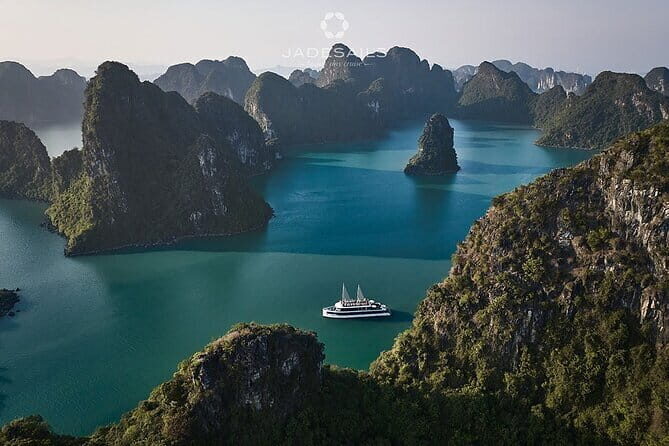 Ha Long Bay Day Tour by 5 Stars Luxury Amethyst Cruise - The Sum Up