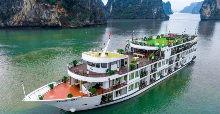 Ha Long Bay: Luxury Cruise 2-Day With All Activities & Guide - Experience Highlights