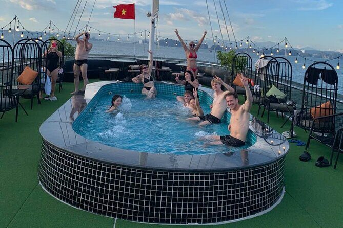 Ha Long Bay Luxury Cruise with Lunch - Introduction