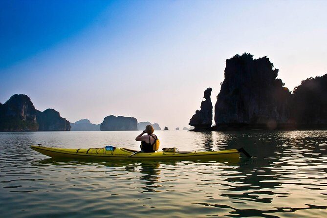 Ha Long Bay Luxury Day Cruise  Jacuzzi, Kayaking, Party & Buffet - FAQ