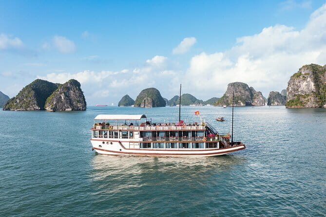 Ha Long Bay With A Private Cruise For A Full Day Tour From Hanoi - Who Is This Tour Best Suited For?