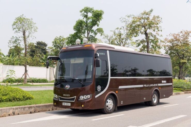 Ha Long - Ninh Binh - Ha Long Daily Limousine Bus - Experience
