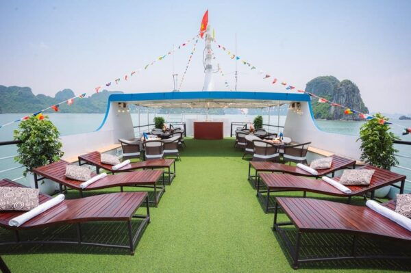 Ha Noi: Explore Ha Long Bay 1 Day With Deluxe Cruise - Tips for Enjoying Your Cruise