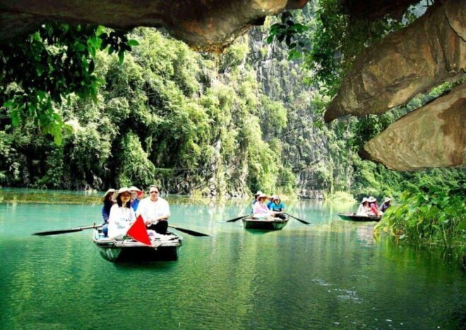 Ha Noi: Explore Hoa Lu, Trang An/Tam Coc & Mua Cave Full Day - Inclusions and Exclusions