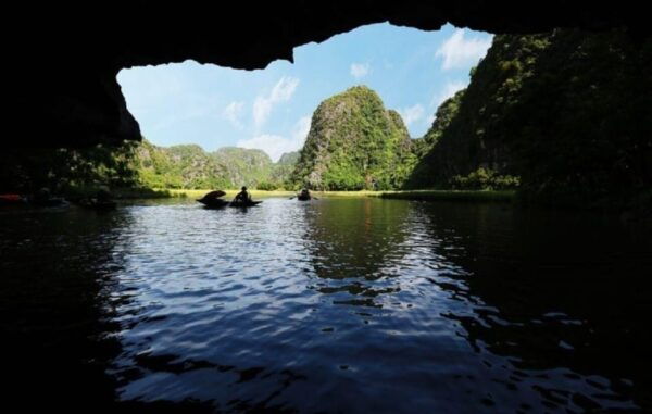 Ha Noi: Explore Hoa Lu, Trang An/Tam Coc & Mua Cave Full Day - Frequently Asked Questions